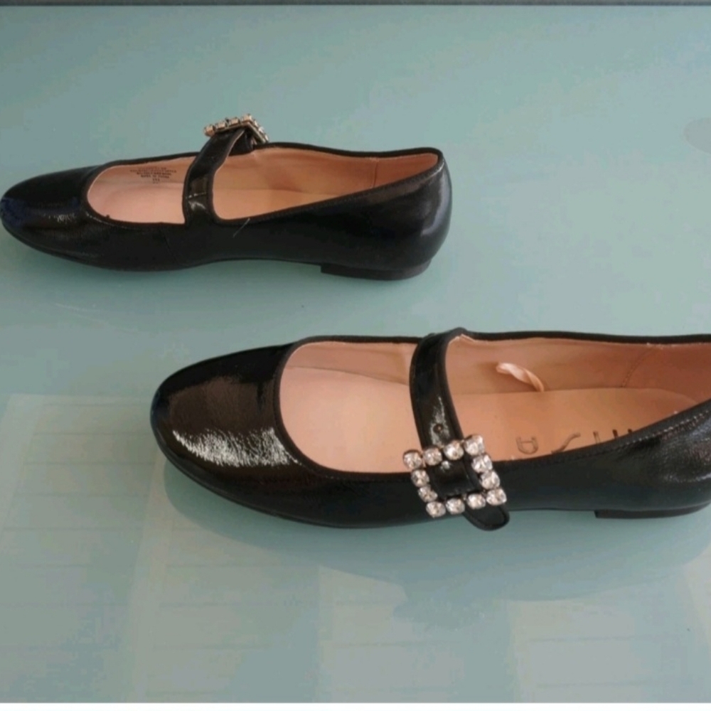 Unisa Vegan Patent Shiny Black Mary Janes NWOT - Picture 5 of 8